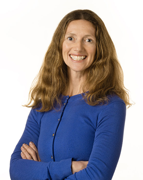 claire-2022-portrait